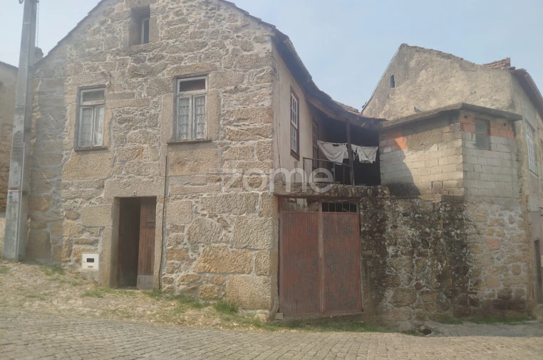 Moradia T5 para Venda em Cunha Baixa Foto 15