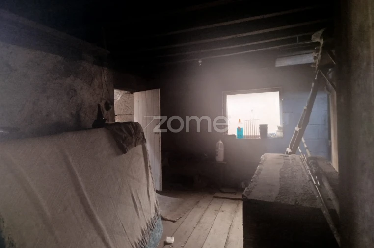 Moradia T5 para Venda em Cunha Baixa Foto 29