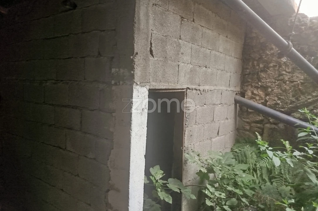 Moradia T5 para Venda em Cunha Baixa Foto 6