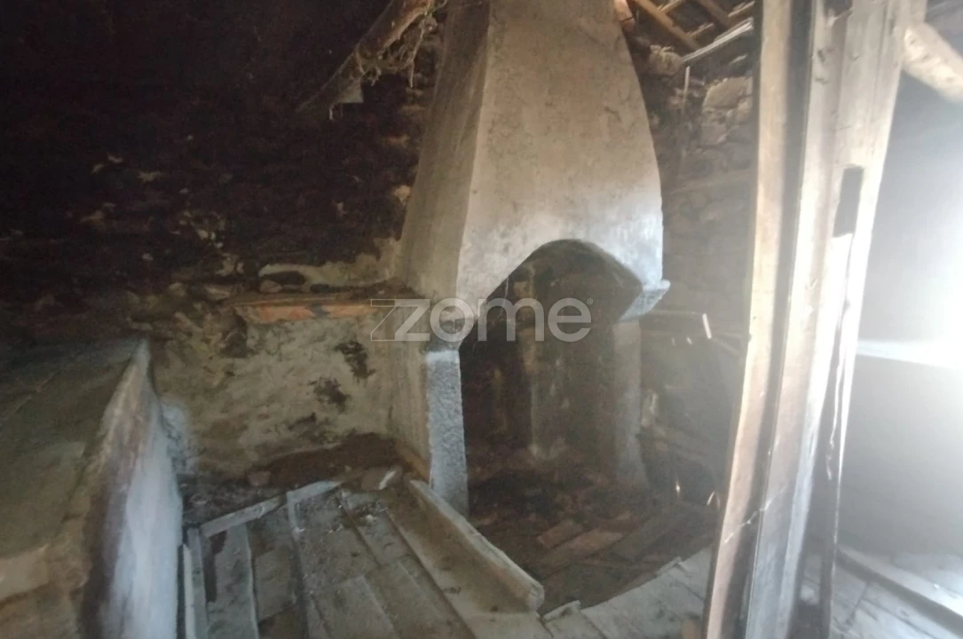 Moradia T14 para Venda em Peva e Segões Foto 22