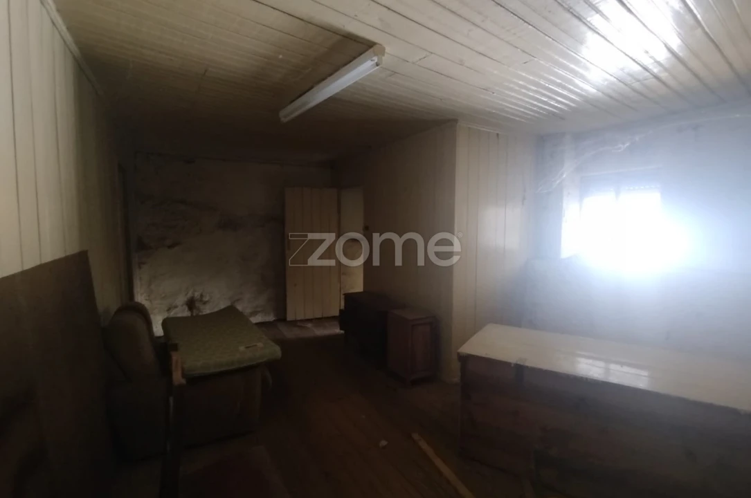 Moradia T14 para Venda em Peva e Segões Foto 37