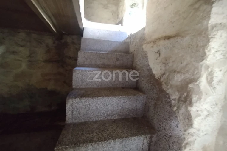 Moradia T14 para Venda em Peva e Segões Foto 42