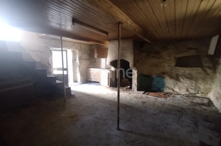 Moradia T14 para Venda em Peva e Segões Foto 45