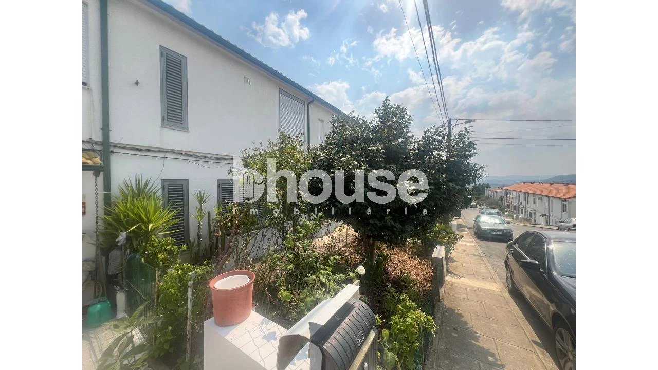 Moradia T3 para Venda em Murça Foto 4