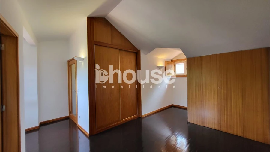 Apartamento T2 para Arrendamento em Amarante (São Gonçalo), Madalena, Cepelos e Gatão Foto 23