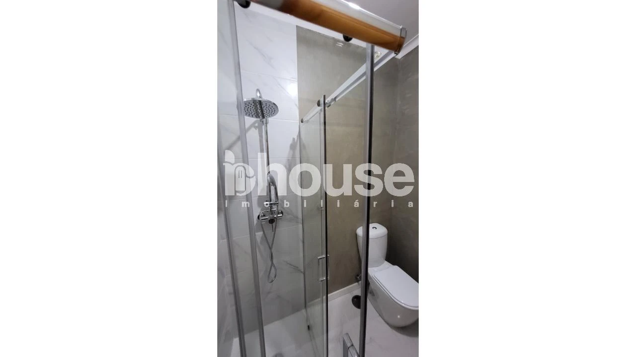 Apartamento T2 para Arrendamento em Amarante (São Gonçalo), Madalena, Cepelos e Gatão Foto 7