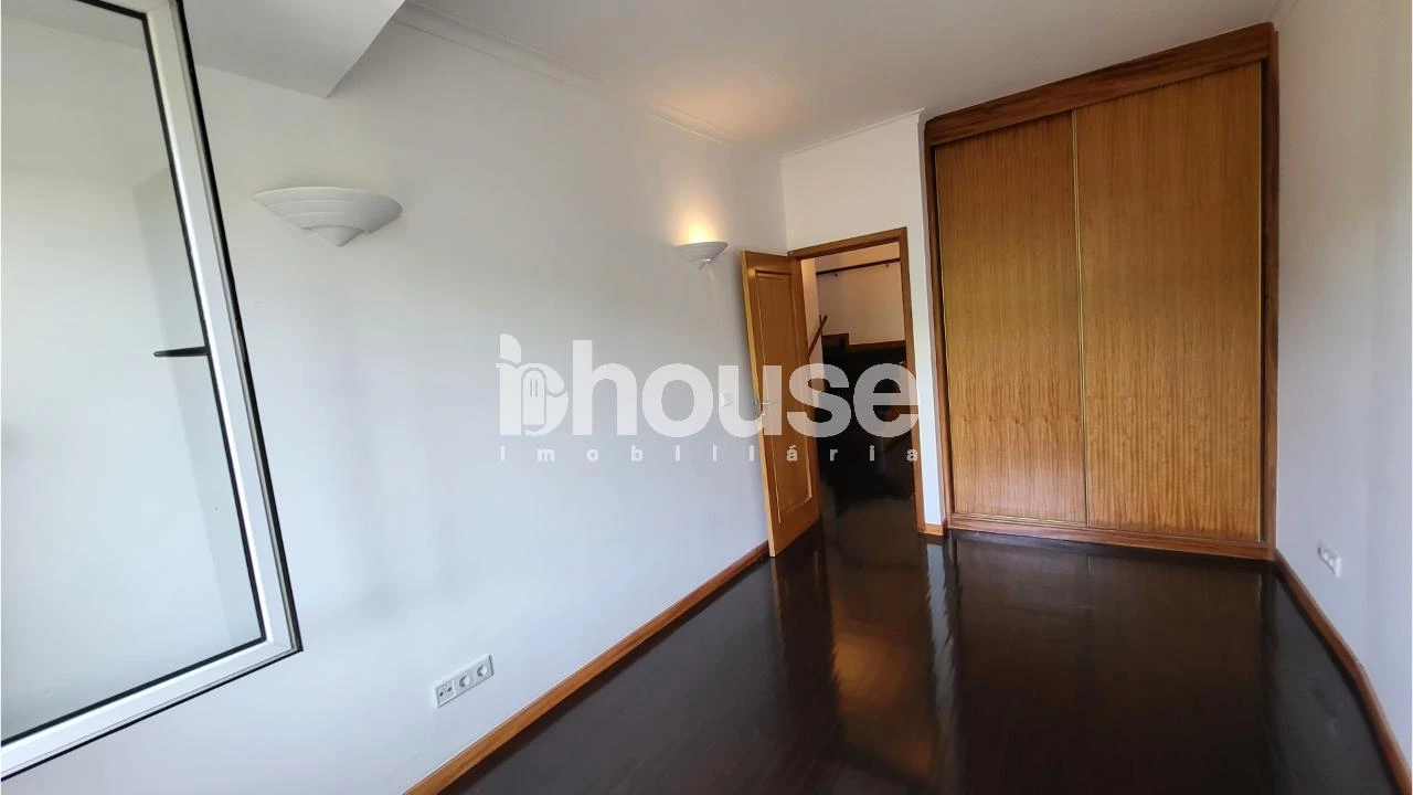 Apartamento T2 para Arrendamento em Amarante (São Gonçalo), Madalena, Cepelos e Gatão Foto 18