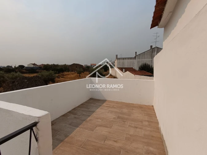 Moradia T3 para Venda em Castelo Branco Foto 3