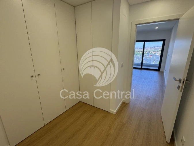 Moradia T5 para Venda em Loures Foto 43