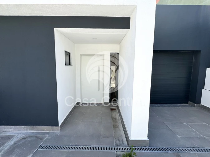 Moradia T5 para Venda em Loures Foto 4