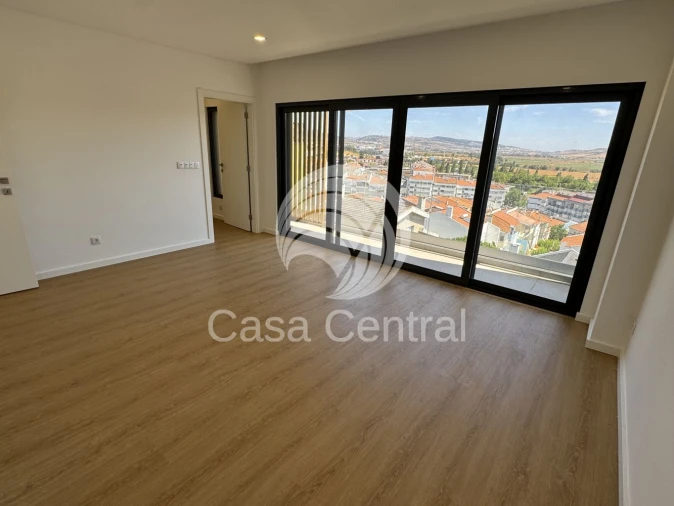 Moradia T5 para Venda em Loures Foto 24