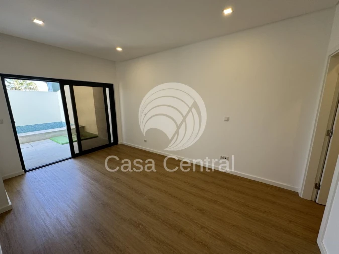 Moradia T5 para Venda em Loures Foto 51