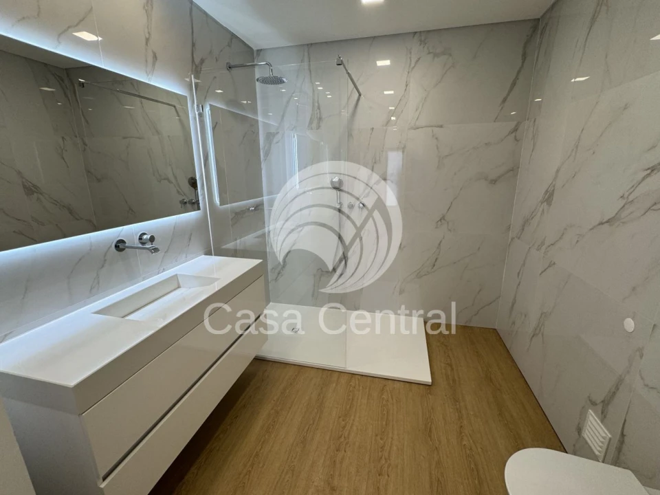 Moradia T5 para Venda em Loures Foto 29