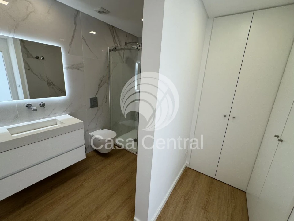 Moradia T5 para Venda em Loures Foto 35