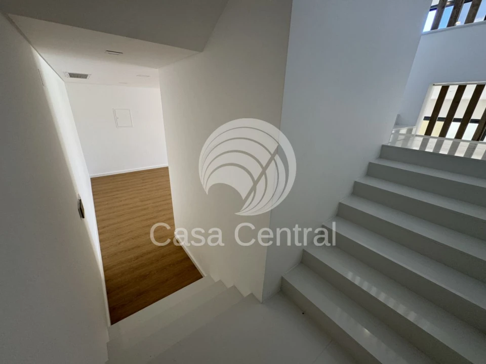 Moradia T5 para Venda em Loures Foto 44