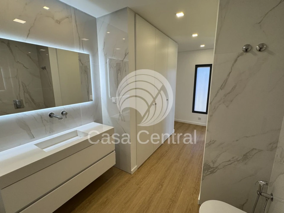 Moradia T5 para Venda em Loures Foto 26