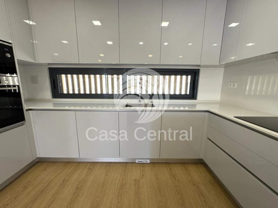 Moradia T5 para Venda em Loures Foto 13