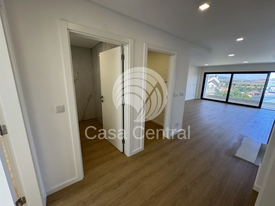 Moradia T5 para Venda em Loures Foto 32