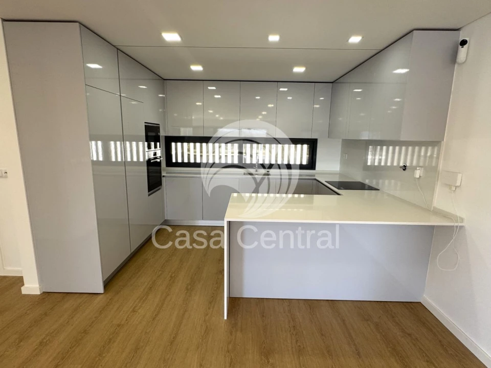 Moradia T5 para Venda em Loures Foto 12