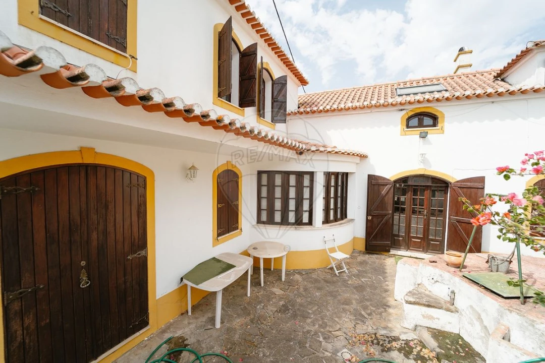 Moradia T4 para Venda em Castanheira do Ribatejo e Cachoeiras Foto 39