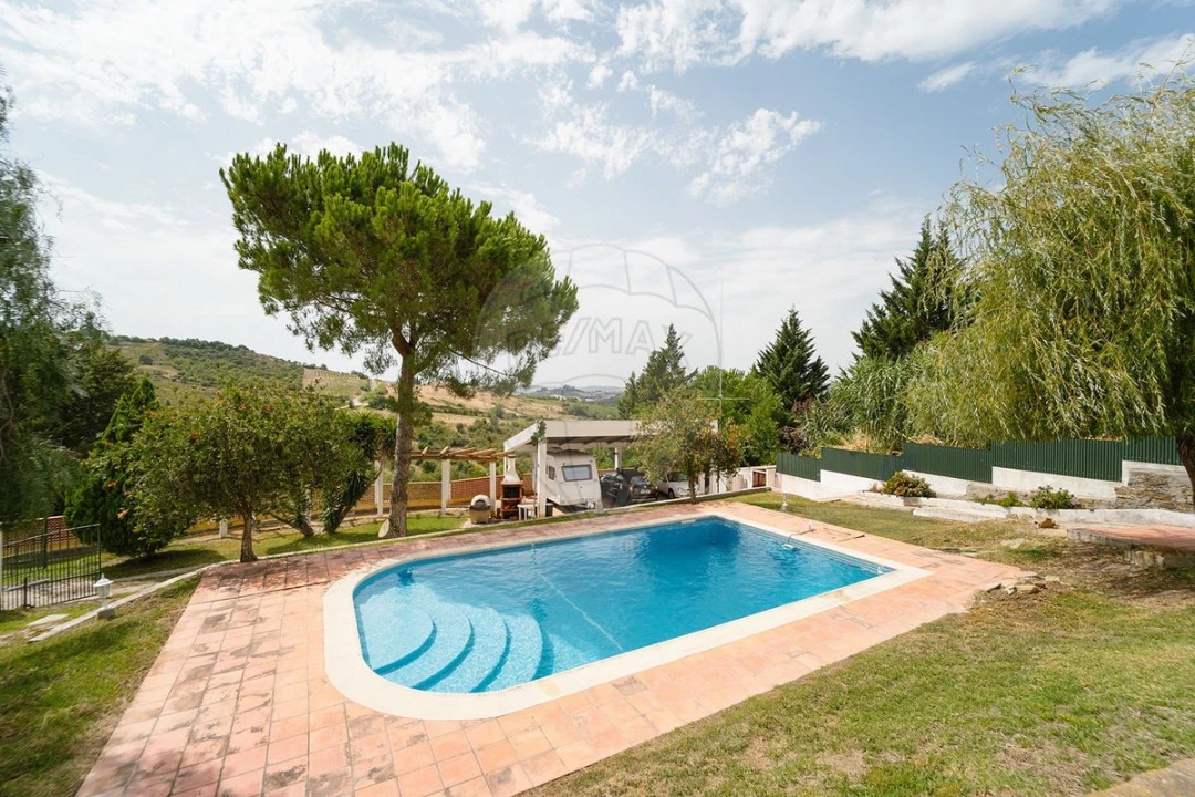 Moradia T4 para Venda em Castanheira do Ribatejo e Cachoeiras Foto 43