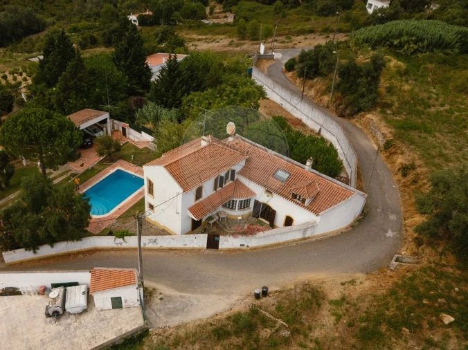 Moradia T4 para Venda em Castanheira do Ribatejo e Cachoeiras Foto 2