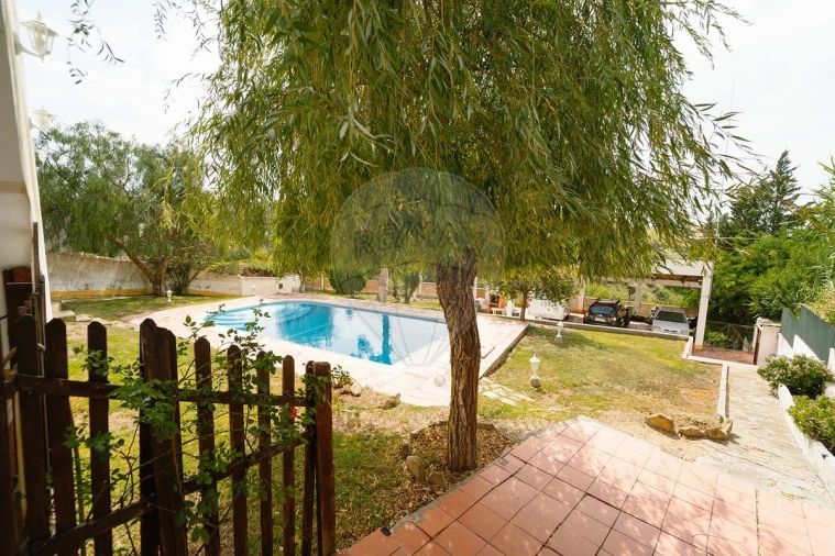 Moradia T4 para Venda em Castanheira do Ribatejo e Cachoeiras Foto 42