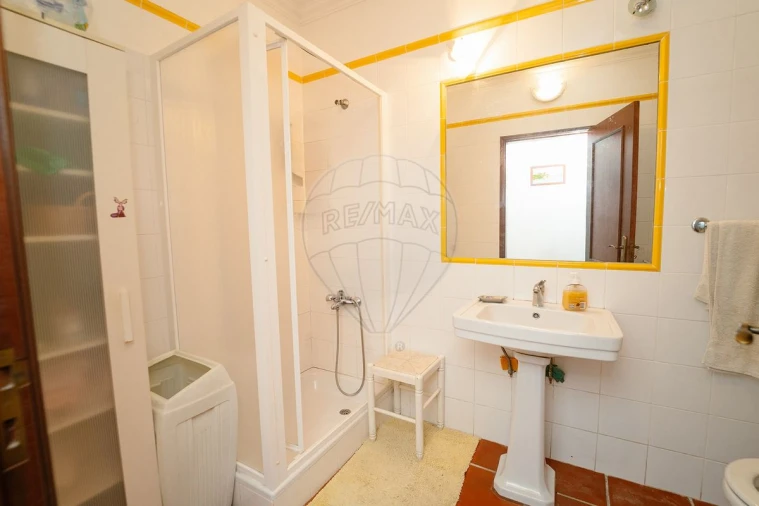 Moradia T4 para Venda em Castanheira do Ribatejo e Cachoeiras Foto 28