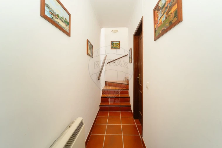 Moradia T4 para Venda em Castanheira do Ribatejo e Cachoeiras Foto 19