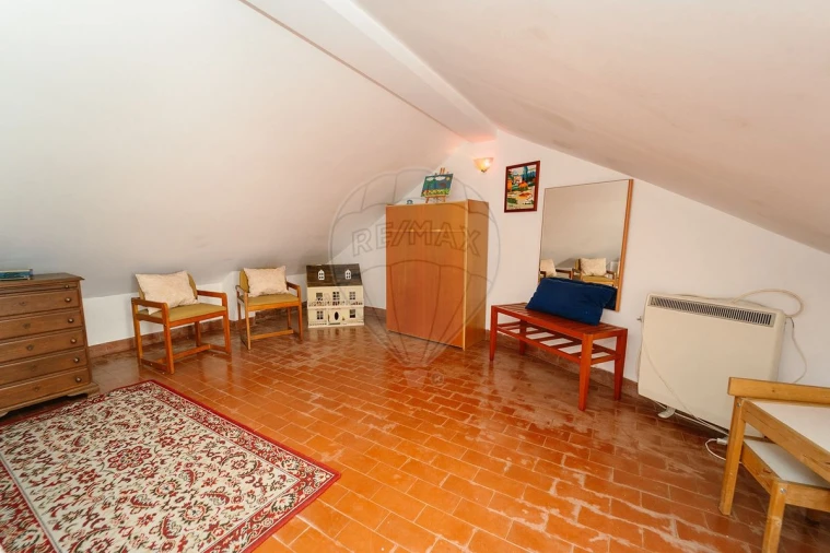 Moradia T4 para Venda em Castanheira do Ribatejo e Cachoeiras Foto 36