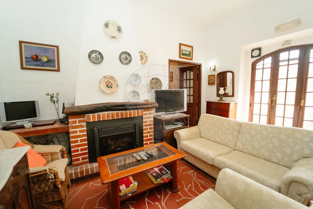 Moradia T4 para Venda em Castanheira do Ribatejo e Cachoeiras Foto 11