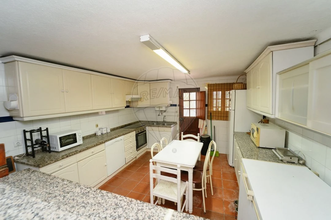 Moradia T4 para Venda em Castanheira do Ribatejo e Cachoeiras Foto 18