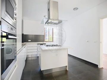 Apartamento T4 para Venda em Avenidas Novas
