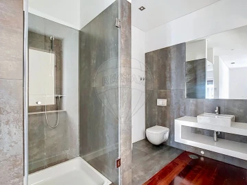 Apartamento T4 para Venda em Avenidas Novas
