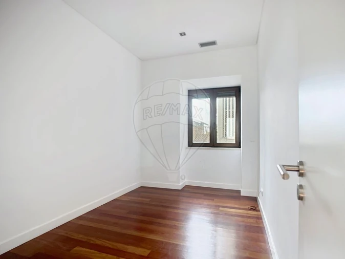 Apartamento T4 para Venda em Avenidas Novas Foto 20