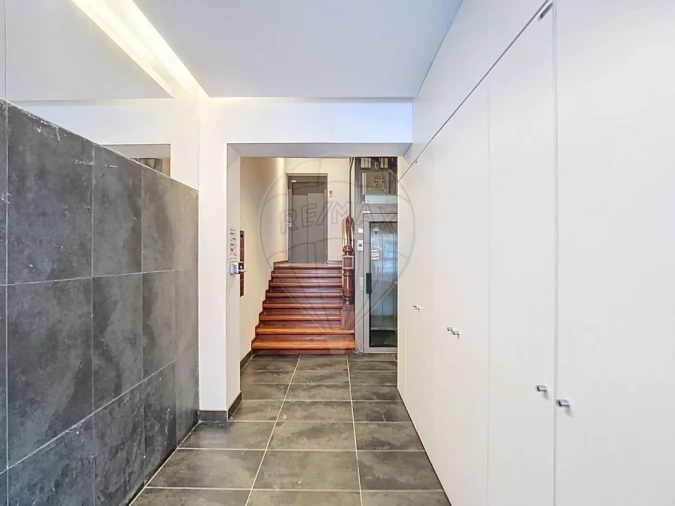 Apartamento T4 para Venda em Avenidas Novas Foto 5