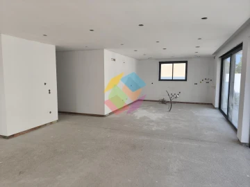 Moradia T4 para Venda em Santa Maria da Feira, Travanca, Sanfins e Espargo