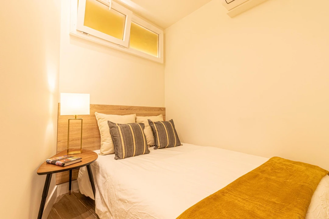 Apartamento T2 para Venda em Santa Maria Maior Foto 9