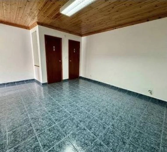 Escritório para Arrendamento em Velas (São Jorge) Foto 5