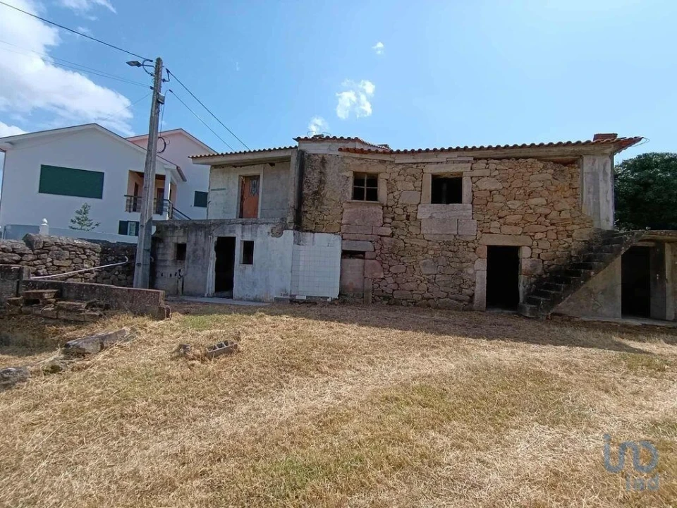 Moradia T3 para Venda em Bela Foto 2