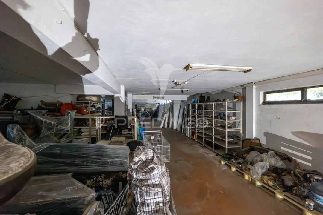 Garagem para Venda em Braga (Maximinos, Sé e Cividade) Foto 6