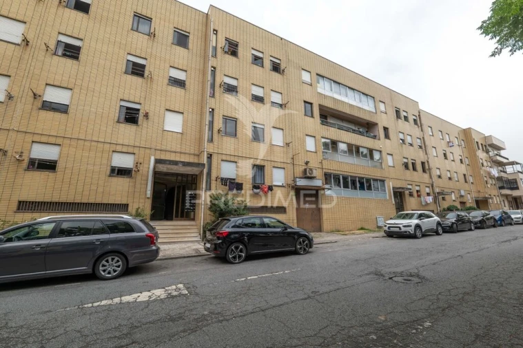 Garagem para Venda em Braga (Maximinos, Sé e Cividade) Foto 17