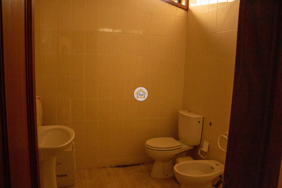 Armazém para Venda em Fiães Foto 14