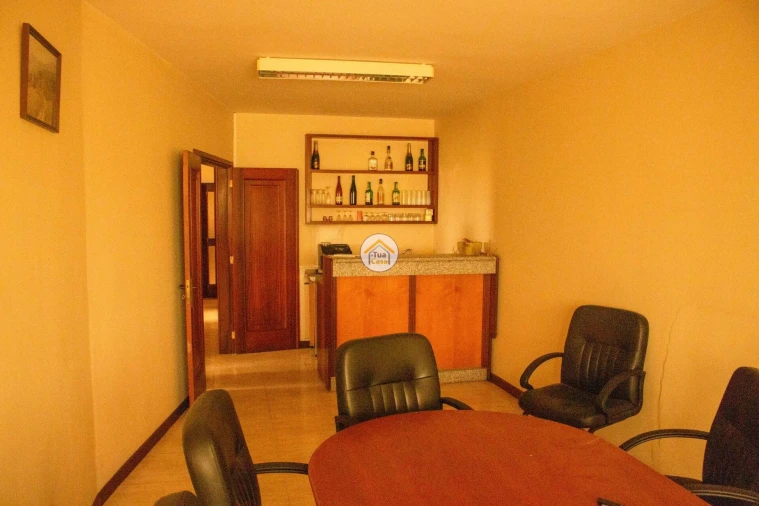 Armazém para Venda em Fiães Foto 16