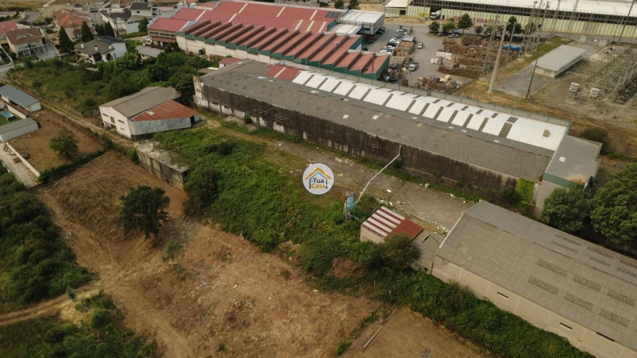 Armazém para Venda em Fiães Foto 19