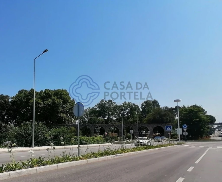 Moradia T3 para Venda em Vilar de Andorinho Foto 22