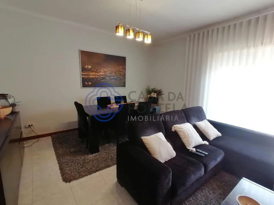 Moradia T3 para Venda em Vilar de Andorinho Foto 5