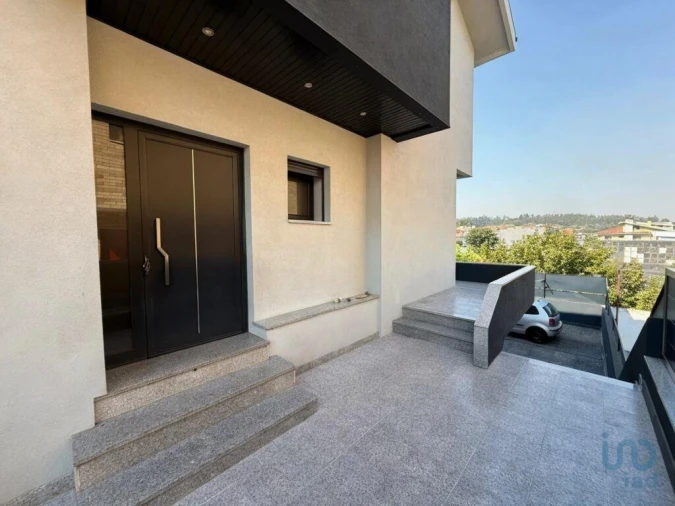 Moradia T3 para Venda em Campo e Sobrado Foto 3