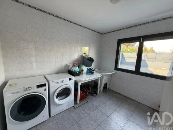 Moradia T3 para Venda em Campo e Sobrado Foto 16