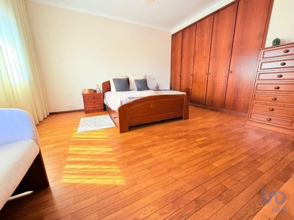 Moradia T3 para Venda em Campo e Sobrado Foto 11